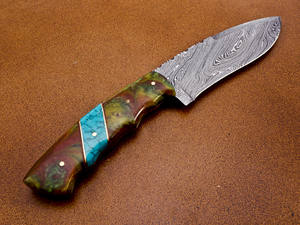 OEM Customizable Damascus Steel Hunting <b>Knife</b> Handmade Resin Handle <b>Twisted</b> Pattern Leather Sheath for EDC - Product Image 5