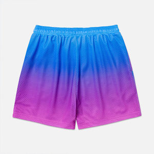 Pantalones cortos de malla de poliéster para fitness informales para hombre, pantalones cortos de sublimación antiarrugas y ecológicos con logotipo impreso personalizado - Product Image 1