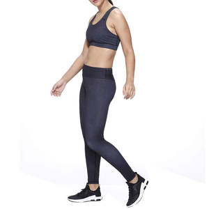 Gran oferta, conjuntos de yoga para gimnasio para mujer, logotipo personalizado, patrón sólido transpirable, alta calidad, precio bajo en línea - Product Image 3