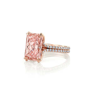 แหวนหมั้นเพชรเพาะเลี้ยง Elvella Pink Radiant Pave รับรองโดย IGI ทองคำขาว 10K น้ำหนัก 5.26 กะรัต ความสะอาดระดับ VS1 - Product Image 2
