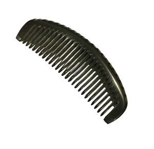 Wolman Saloon Peignes en corne de buffle de haute qualité Peigne à cheveux poli antistatique en corne naturelle Prix de gros - Product Image 1