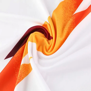 Camiseta de Fútbol de Alta Calidad para Hombre, Diseño Personalizado con Impresión Digital, Uniforme de Fútbol de Malla, Secado Rápido y Ligero - Product Image 6