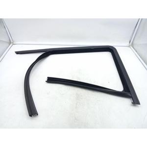 Guarnizione Finestrino Anteriore SKODA Fabia Sedan 2a Serie (07>14) 5J0837431F - Product Image 3