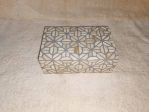 Nouvelle conception de boîte à bijoux rectangulaire de luxe en incrustation d'os, style bohème artisanal, durable, multifonction, fabriqué en Inde - Product Image 2