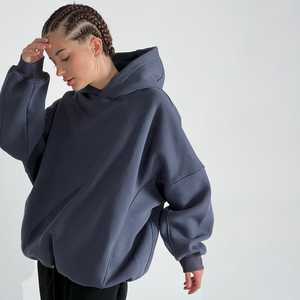 Sudaderas Extra Grandes de Felpa Marrón, Gruesas, Personalizadas, Lisas, Estilo Urbano, con Hombros Caídos y Cordón Ajustable en el Dobladillo - Product Image 3