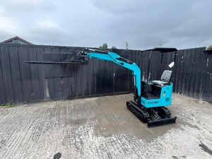 รถขุดขนาดเล็กสำหรับงานก่อสร้างและการเกษตรสหรัฐอเมริกา - Product Image 3