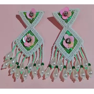 Boucles d'oreilles créoles bohèmes à franges de perles, faites à la main, géométriques, avec pampilles, bijoux ethniques pour femmes, style mode - Product Image 1