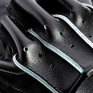 ถุงมือและแผ่นรองซ้อมมวยหนังแท้คุณภาพสูง Roziv Sports สำหรับฝึกซ้อม MMA - เป้าซ้อมมือแบบนุ่ม ป้องกันการกระแทก ใช้ได้ทุกฤดู - Product Image 6