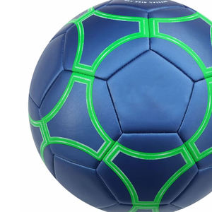 Ballon de football en cuir PU de qualité supérieure, conçu pour un contrôle maximal, un confort et une durabilité parfaits, idéal pour les entraînements d'équipe et la promotion. - Product Image 6
