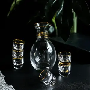 ชุดสาเกญี่ปุ่นแบบ 6 ถ้วย พร้อมกาน้ำอุ่นและแก้วช็อต บรรจุในกล่องของขวัญ - Product Image 6