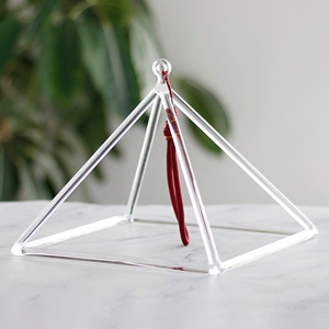 Bol chantant en quartz Mountain Rain 3'' 14'' <span class=keywords><strong>Pyramide</strong></span> Instrument de thérapie sonore et de méditation avec marteau gratuit - Product Image 5