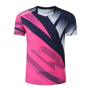 Uniforme de fútbol de color degradado con logotipo personalizado de colores únicos, conjuntos de ropa deportiva activa superior, ropa de fútbol de tendencia con cuello redondo - Product Image 3