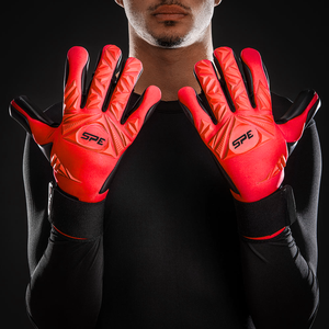 Gants de gardien de but professionnel Elite Football avec coupe négative en latex Ultra GTech Pro pour une adhérence exceptionnelle - Product Image 2