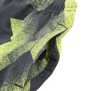 Short de gym pour hommes High Street Nouveau design Motif solide Sublimation Tenue décontractée Décoration en dentelle Technique brodée de haute qualité - Product Image 4