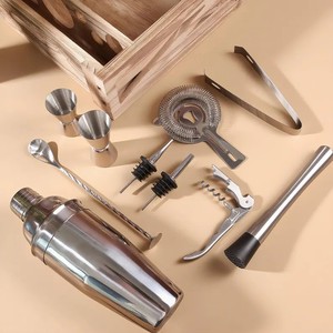 ชุดเครื่องมือบาร์ในลังไม้สไตล์เรียบง่าย พร้อมเชคเกอร์ค็อกเทลสแตนเลส อุปกรณ์บาร์มืออาชีพครบชุดสำหรับใช้ในบ้าน - Product Image 4