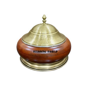 Réchaud alimentaire en bois fini cuir, taille personnalisée, design de créateur, forme ronde, vaisselle, plat chauffant en bois - Product Image 4