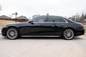 Promoción Relámpago con Descuento 2023 Mercedes-Benz S580 4Matic, Motor V8 Twin-Turbo de 496 hp, Tracción en las Cuatro Ruedas, Verde Esmeralda - Product Image 4