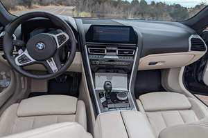 Sedán de Alto Rendimiento Ultra-Lujo Usado 2023, Gran Turismo de Alta Potencia, 2 Puertas, Transmisión Automática, Asientos de Cuero, Techo Panorámico - Product Image 3