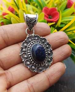 Nouvel Arrivage Pendentif Designer en Pierre de Soleil Bleue Naturelle Cabochon Plaqué Argent Sterling 925 Massif Bijoux de Mode en Gros pour Femmes - Product Image 2