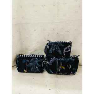 Bolsa de Maquillaje de Moda Bohemia Jaipuri, Grande, de Terciopelo con Patrón Bordado, Portátil y Práctica, con Cierre de Cremallera y Asa Suave - Product Image 1