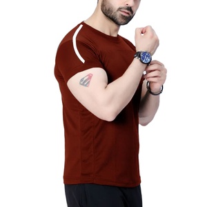 Camiseta Deportiva de Verano 2026 para Hombre, Personalizable OEM, Corte Regular, Larga, Lisa, de Color Sólido, para Entrenamiento, con Estampado - Product Image 5