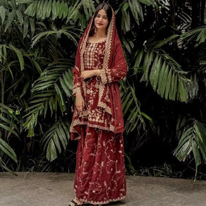 Ensemble de pantalons Kurti violets fabriqués à la main de haute qualité avec broderie multi-fils et soie Dupatta - Product Image 1