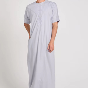 Confortable jubbah pour hommes 2024 Dernière Collection Hommes Élégant Arabe jubba Thobes Vente Chaude thobes jubbah Pour Hommes OEM - Product Image 1