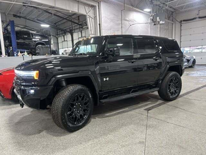GMC HUMMER EV SUV 2024 2X AWD R20 Automatique Cuir Foncé Caméra Arrière Électrique Toit Ouvrant Feux Diurnes LED - Product Image 3
