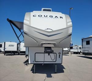 Nuevo K-e-y-s-t-o-n-e C-o-u-g-a-r 27SGS 2025 listo para la venta - Product Image 1