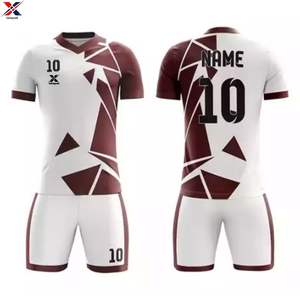Maillot de football léger 2026 pour homme adulte, respirant et à séchage rapide, personnalisable, couleurs et design sur mesure, directement de l'usine - Product Image 1