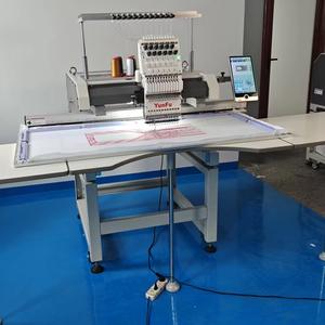Máquina de Bordar Computarizada de Una Cabeza y 15 Agujas con Mesa de Trabajo Grande de Alta Precisión, 1200 RPM, para Uso Doméstico - Product Image 1
