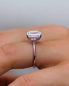 Taille émeraude 10x8 pierre blanche bague de fiançailles argent or Solitaire femmes mariage bijoux fins OEM - Product Image 2