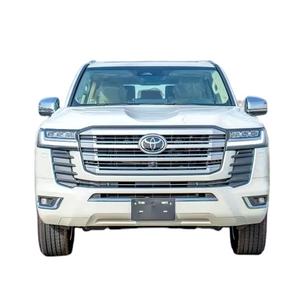 Camioneta Diésel Manual 2024 con Tracción en las Cuatro Ruedas, Volante a la Izquierda, Asientos de Tela ACC, Rines R18 - Product Image 1