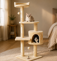 Arbre à chat personnalisé OEM/ODM écologique à 4 niveaux avec poteaux à gratter en sisal, design multi-perchoirs peu encombrant pour chats d'intérieur en carton