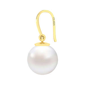 Clara - Pendientes Clásicos de Plata de Ley 92.5 con Perlas, Chapados en Oro, Regalo para Mujeres y Niñas - Product Image 3