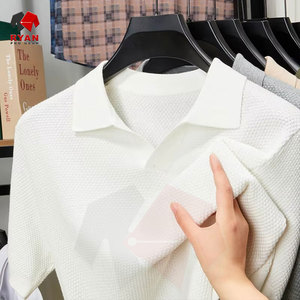 Polo Premium para Hombre, Hecho con Tela Transpirable, Ajuste Cómodo y Estilo Casual Elegante - Product Image 4