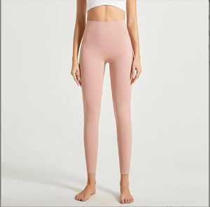 Leggings de gymnastique taille haute pour femmes en gros pantalon d'entraînement doux pour vêtements de sport avec conception de levage des fesses sur le devant pour le sport Yoga Fitness - Product Image 3