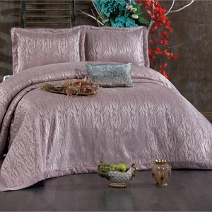 Ensemble de couvre-lit classique de luxe personnalisé Guzide Vivaldi en rose séchée, 4 pièces, 100% chenille, tissé rayé, lavable, anti-acariens - Product Image 1