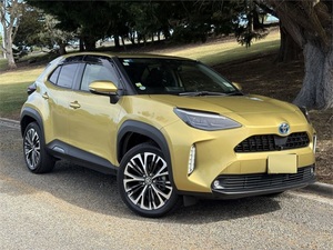 Auto Usado en Perfectas Condiciones, <span class=keywords><strong>Toyota</strong></span> Yaris <span class=keywords><strong>Cross</strong></span> 2020, 1.5 <span class=keywords><strong>Híbrido</strong></span> Z E-Four, SUV de 5 Puertas, CVT, Envío a Todo el Mundo - Product Image 1