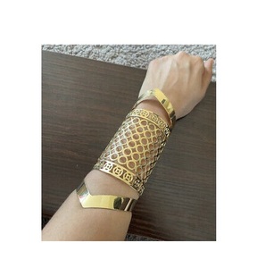 Encanto de latón macizo Joyería de moda Brazalete abierto Brazalete simple de buena calidad al mejor precio - Product Image 6