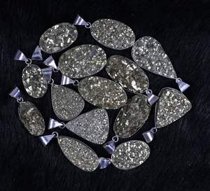 จี้รูปแร่ไพไรต์สีทองห้อยจี้เงินสเตอร์ลิงจี้จี้เครื่องประดับสร้อยคอสำหรับผู้หญิง - Product Image 3