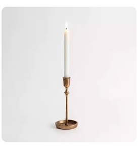 Bougeoir au design minimaliste en métal en laiton 100% avec bougeoir de dernière conception de finition naturelle pour l'éclairage - Product Image 1