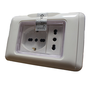 Kit IP55 montato a filo per scatola 503, Pre-assemblato, presa Schuko + presa 2P + T 10/16A a due vie-materiali/scatole elettriche - Product Image 2
