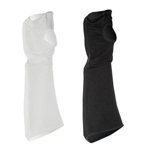 Protector de Antebrazos y Protectores de Tela Blancos U-BEST para Entrenamiento de Artes Marciales, Taekwondo, Karate, Muay Thai, Kick Boxing, Sparring - Product Image 4