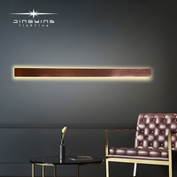 Lampe murale LED longue et designée pour l'intérieur, en aluminium, à montage en surface, pour salon, chambre à coucher et comptoir de bar