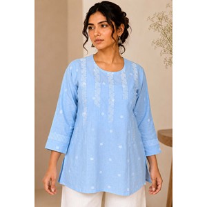 Mehrzadi Mumtaz Damen-Hemd in Himmelblau mit Blumenstickerei im Bohemian-Stil, locker geschnitten - Product Image 1
