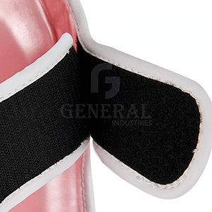 Protège-tibias de football en cuir personnalisés, légers et professionnels pour la protection des jambes - Product Image 6