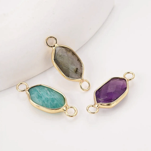 Conector Hexagonal de Jade Verde Facetado Hecho a Mano - Suministro de Joyería con Doble Aro Chapado en Oro - Product Image 6