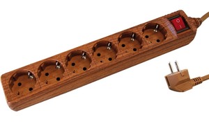 Multiprise avec câble et interrupteur, finition bois, 6 prises, 1,5 mètre (GSC 0001064) - Product Image 1