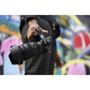 กล้องดิจิตอลมิเรอร์เลสระดับมืออาชีพ Z 7II FX-Format ความละเอียดสูง ถ่ายวิดีโอ 4K พร้อมชุดอุปกรณ์เสริมสำหรับการเดินทาง เลนส์ซูม - Product Image 2